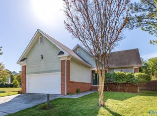 101 Philadelphia Dr, Madison, AL 35758