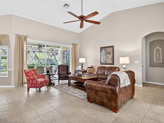 5th image of 9221 Coach House Ln