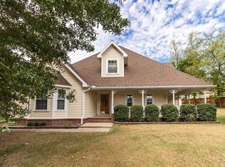 3260 Eden Dr, Springdale, AR 72762