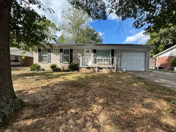 612 Brookhaven Ct, Jacksonville, AR 72076