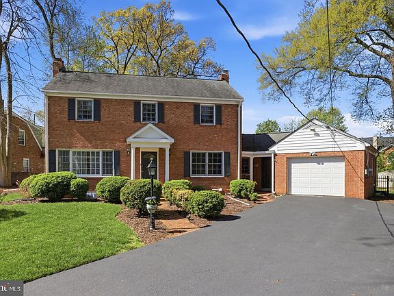 2nd image of 4017 Pine Brook Rd