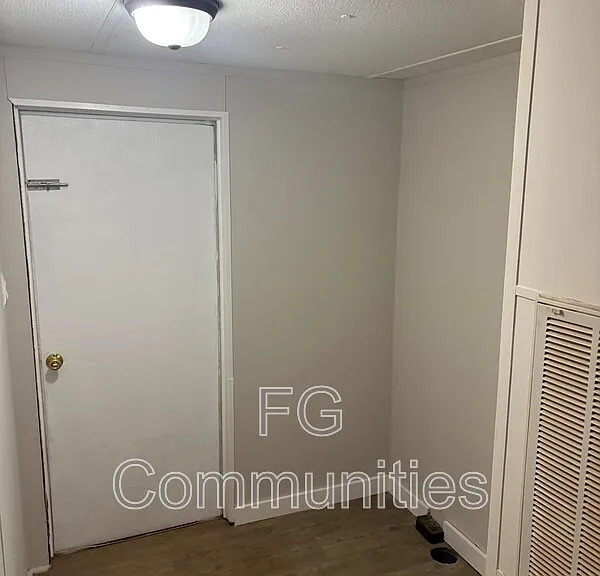 1754 Zion Rd #14 — Photo 6