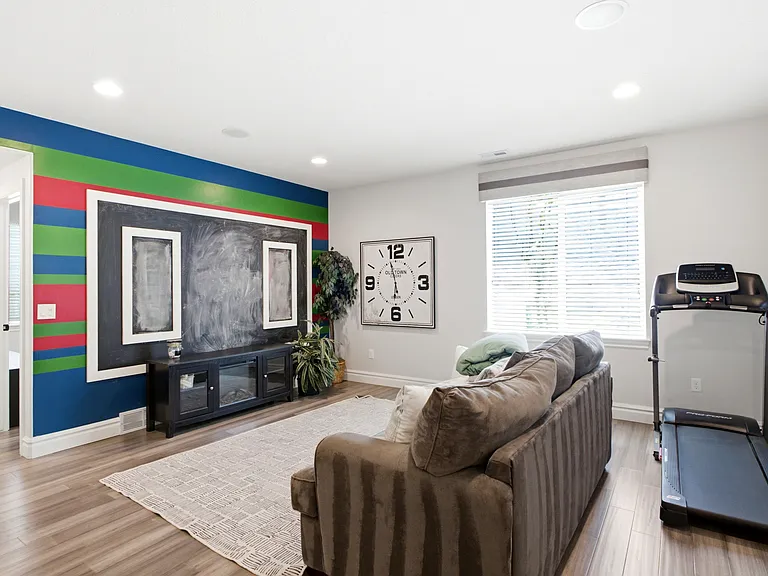 196 E North View Way — Photo 22