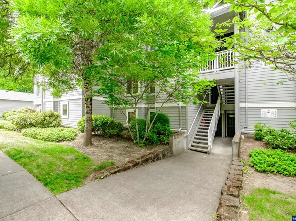 6298 SW Grand Oaks Dr APT D203, Corvallis, OR 97333
