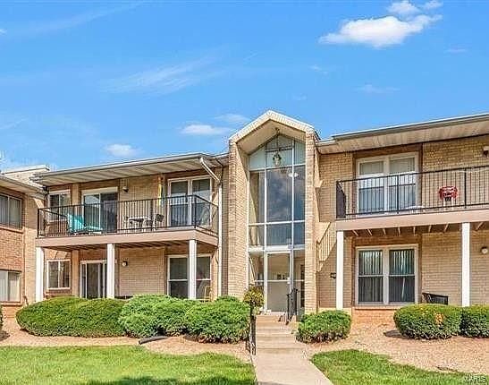 1st image of 10327 Forest Brook Ln APT B