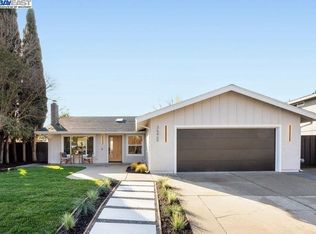36469 Bridgepointe Dr, Newark, CA