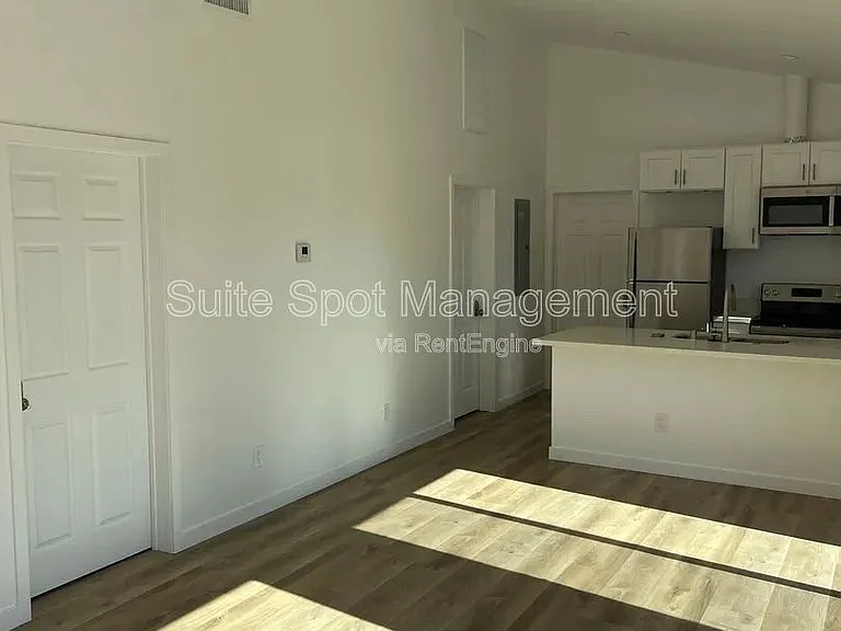 2226 Conquista Ave #A — Photo 2