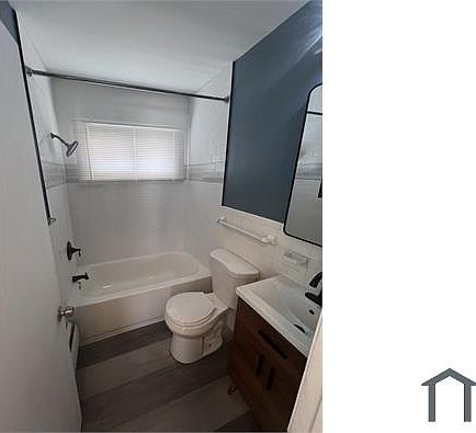 5th image of 1952 Maryland Ave E #16