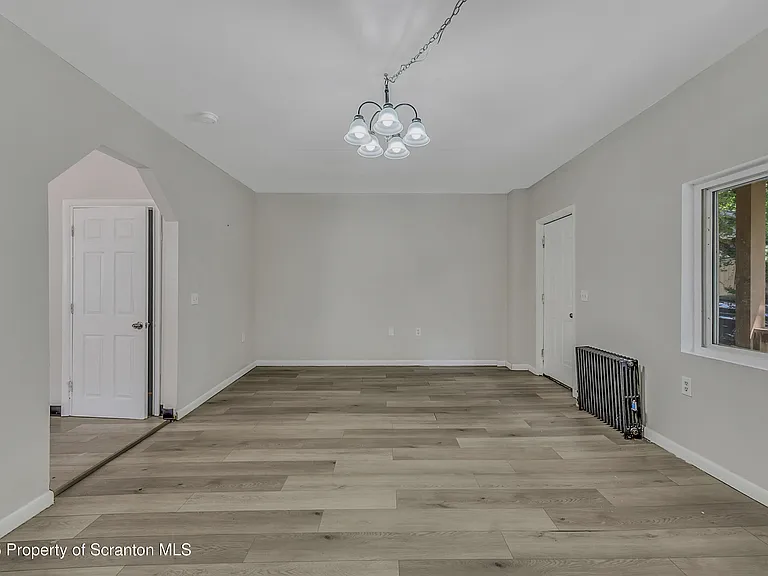 514 Stipp Ct — Photo 4