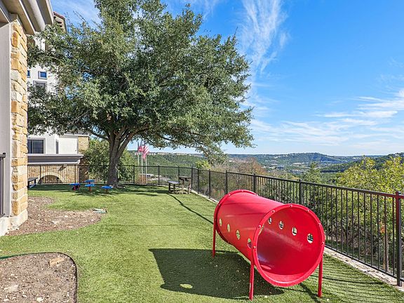 Lavella Garden Play Area