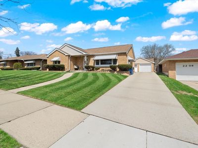 2212 8th Pkwy, Waukegan, IL, 60085