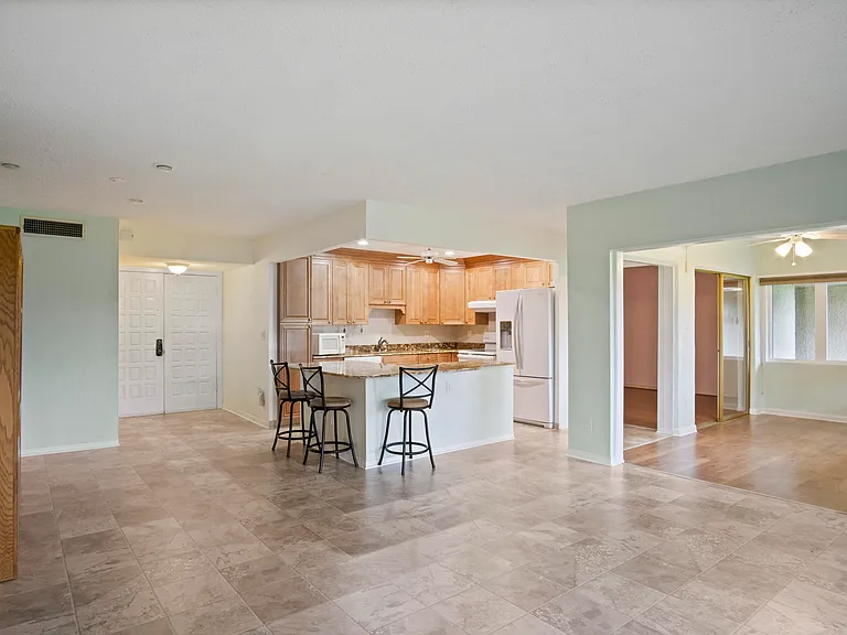1800 SE Saint Lucie Blvd #9-204 — Photo 6