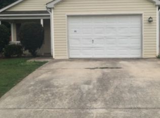 1632 Hallmark Hills Dr, Griffin, GA