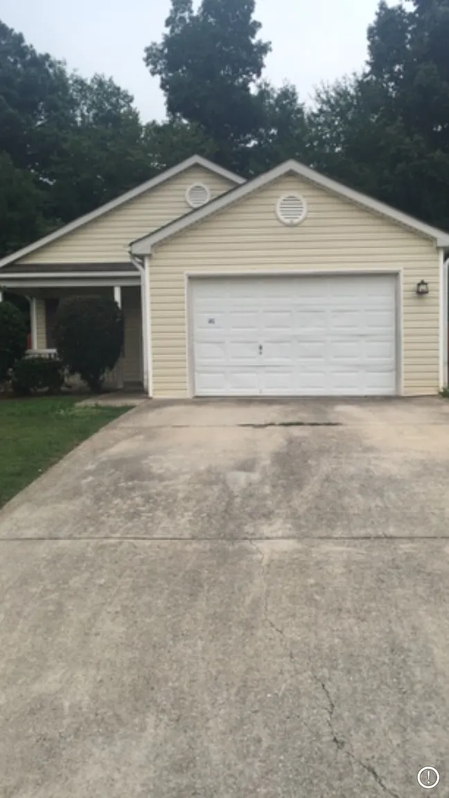 1632 Hallmark Hills Dr photo 1