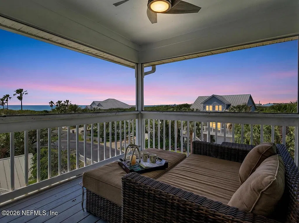 4 bed, 4.0 bath, 2711 sqft, $7,900 — Photo 3