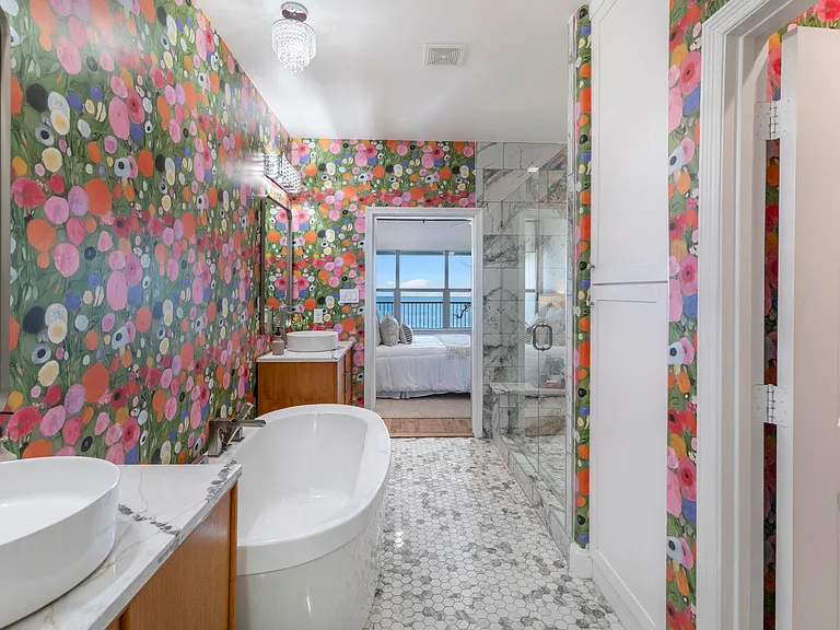 500 Waters Edge Dr #313 — Photo 24