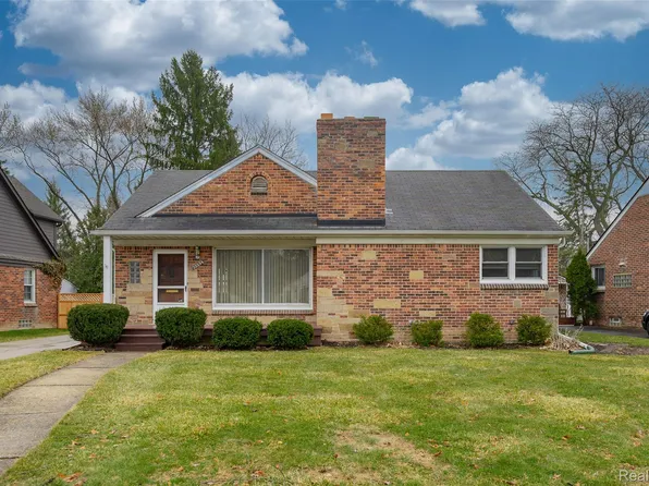 32254 Verona Cir, Beverly Hills, MI 48025