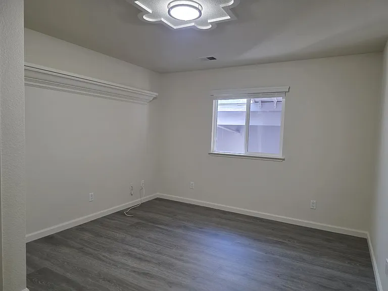 4611 Harmony Pl — Photo 17