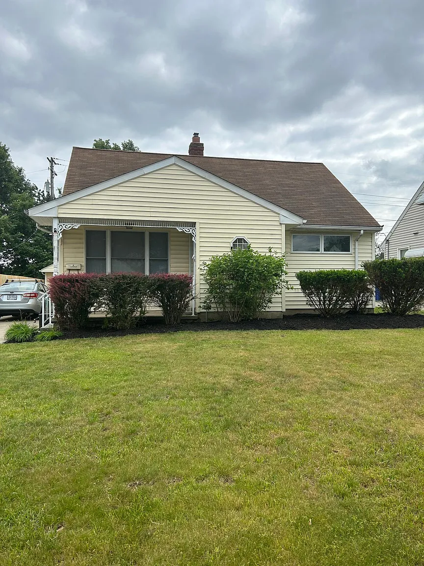 2613 Walbrook Ave photo 1