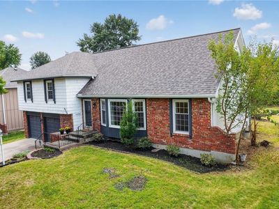 9356 Goddard St, Overland Park, KS, 66214