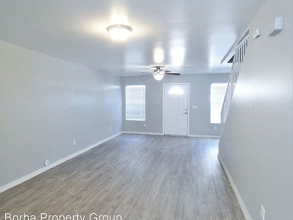 5th image of 9324 Palm St #B