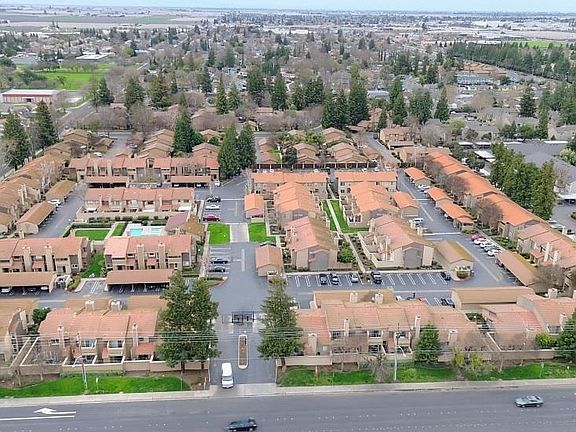 2nd image of 4017 Dale Rd APT C