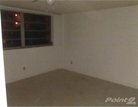 3rd image of 16410 Miami Dr APT 406