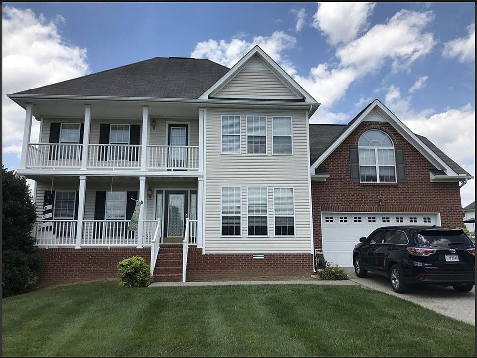 1st image of 608 Worthington Pl