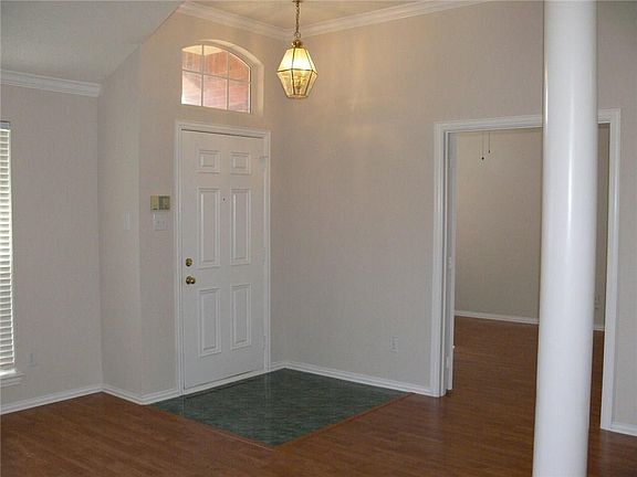 5th image of 2409 Gunnison Trl
