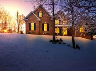 1028 Crestmont Rd, Hurricane, WV 25526