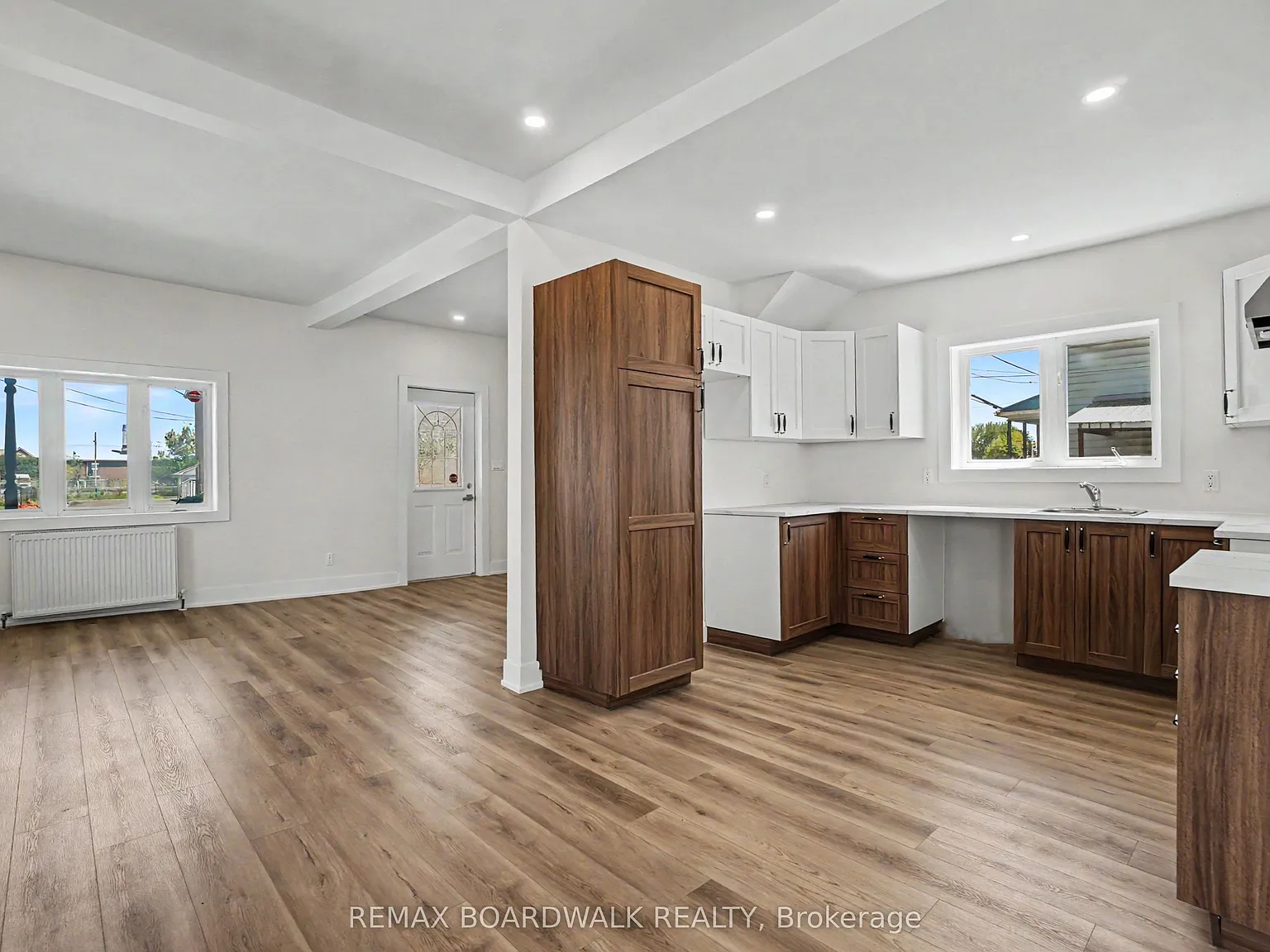 2 bed, $2,400 — Photo 4