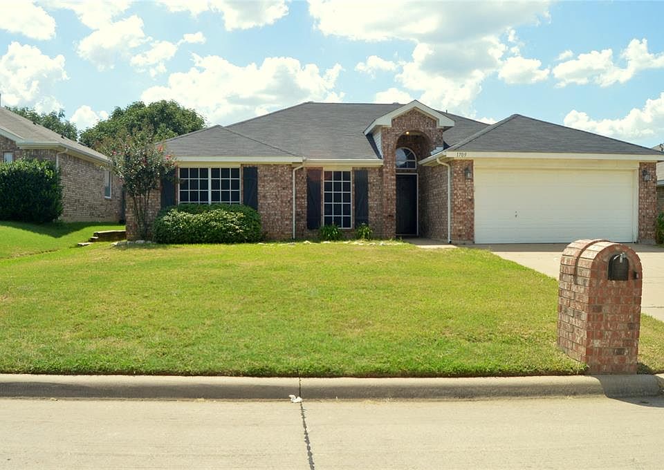 1st image of 1709 Hope Town Dr