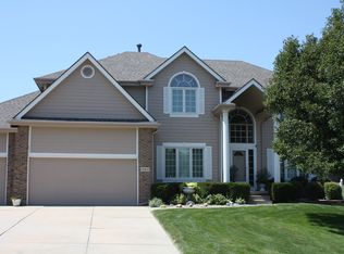 15211 Sprague St, Omaha, NE 68116