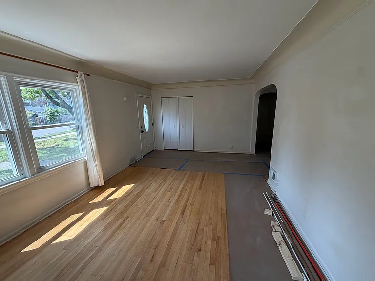 4904 53rd St E — Photo 8
