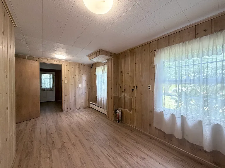 7529 Cayuga Ave — Photo 45