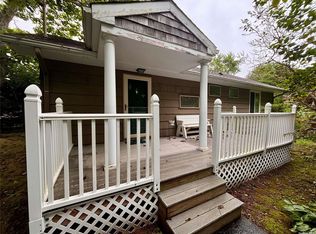 83 Lewis Rd, East Quogue, NY 11942