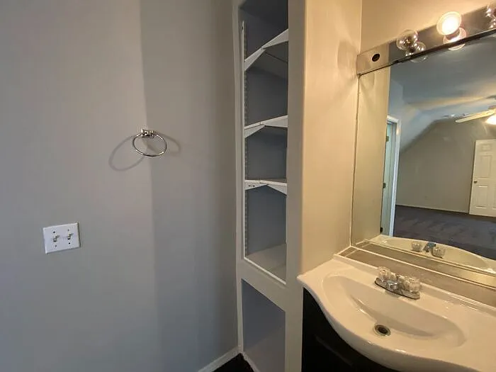 1007 Brittany Park Dr — Photo 21