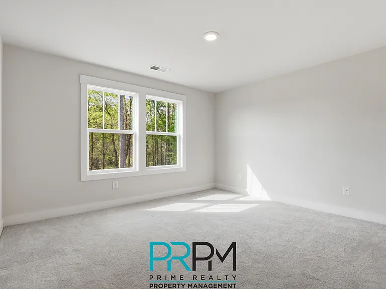 6 Thornfield Dr #1 — Photo 17
