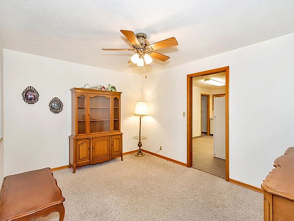 3rd image of 7409 25th St W