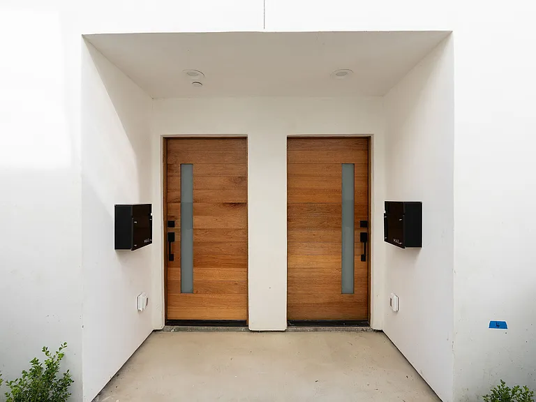 5512 S Manhattan Pl #5512 — Photo 8