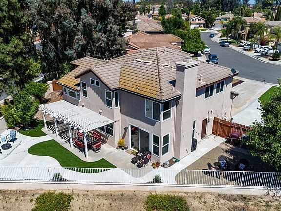 4th image of 39201 Salinas Dr