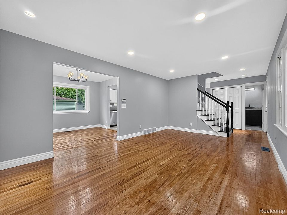 3103 Ferncliff Ave, photo 3