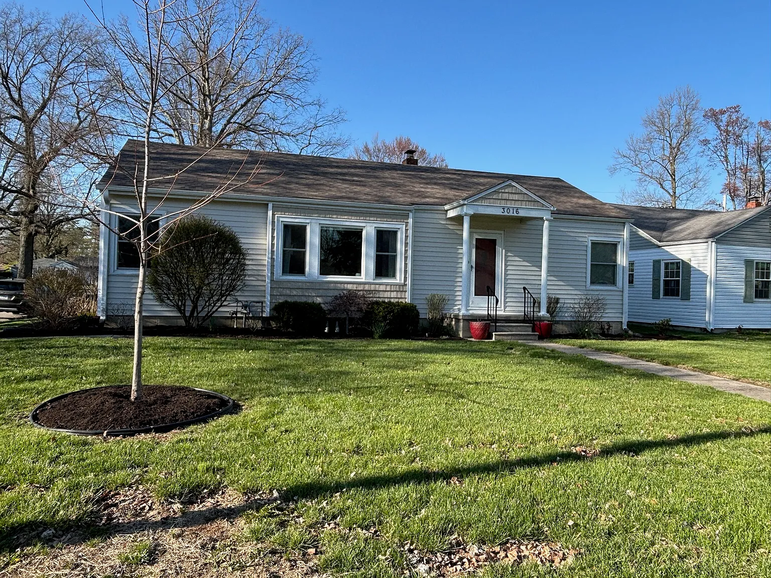 3016 W Devon Rd photo 1