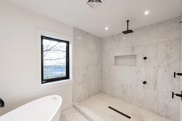 Rented by Corcoran | media 23