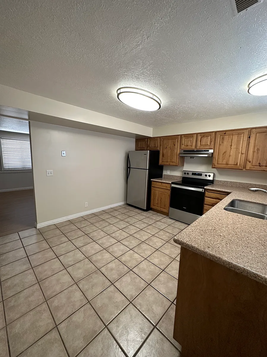 Building Photo - 1789 E 4500 S