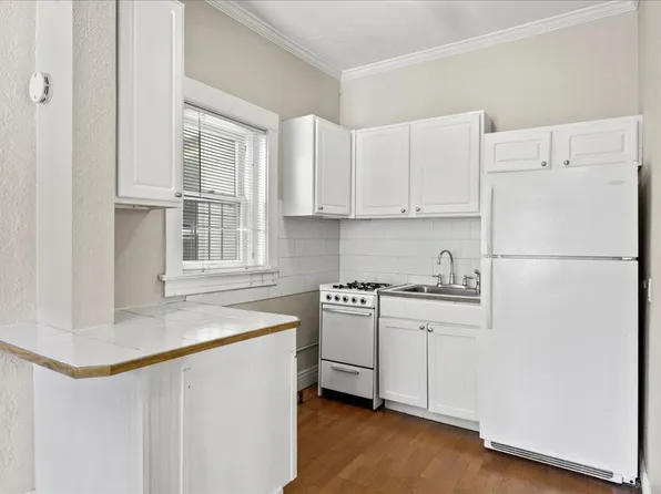 Cheesman Park Apartment, 1601 E 14th Ave APT 5, Denver, CO 80218