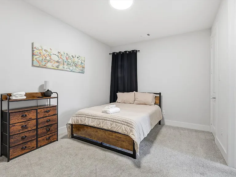 8132 Bromley Dr — Photo 14