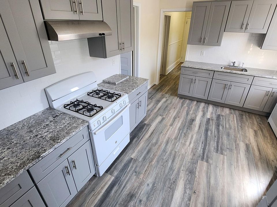 1st image of 51 Osgood Ave