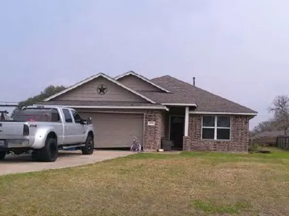 6120 Fox Ridge Dr, Angleton, TX 77515