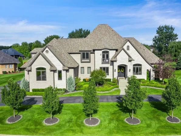 67210 Rachael Ln, Washington, MI 48095
